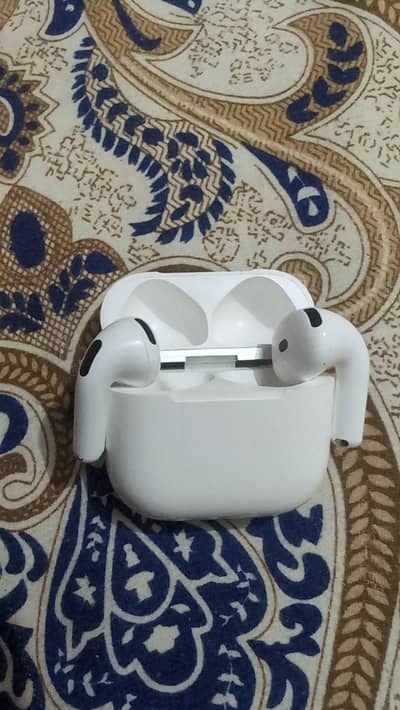 Airpods 4