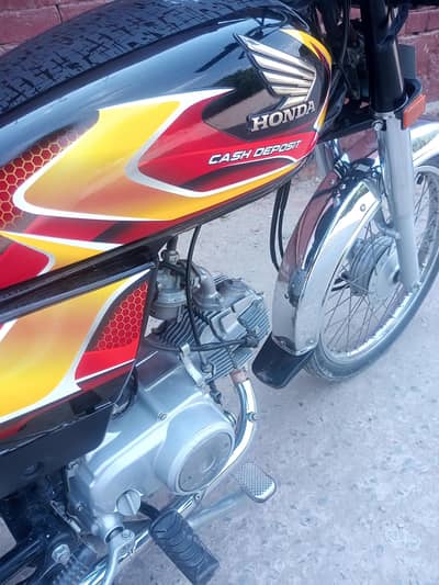 CD 70CC BLACK 2026 MODEL LAHORE.