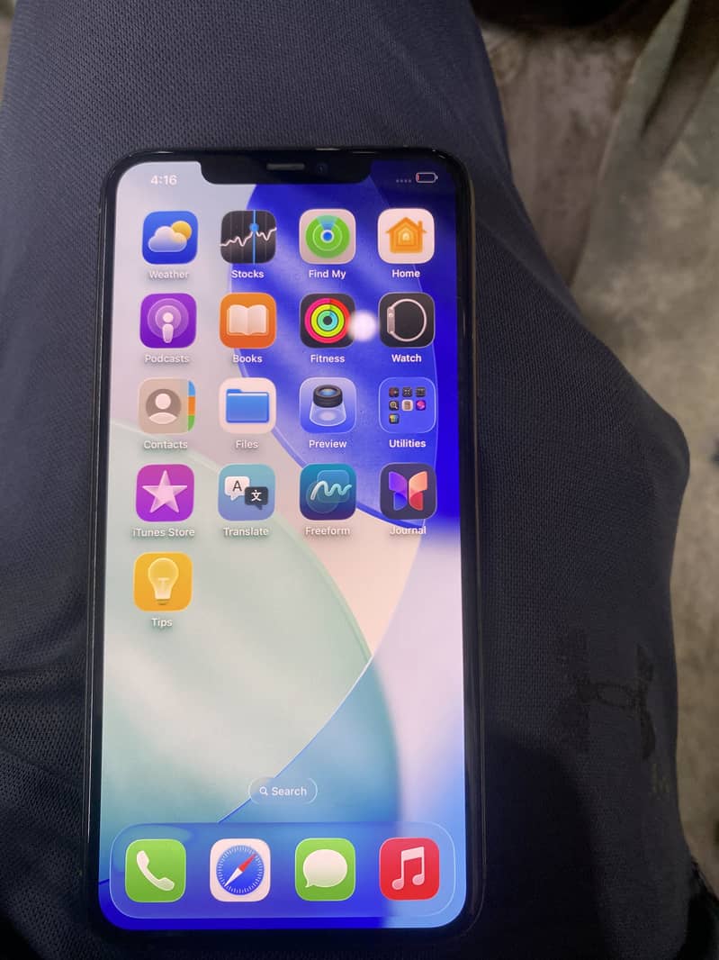 Apple iPhone 11 Pro Max 1