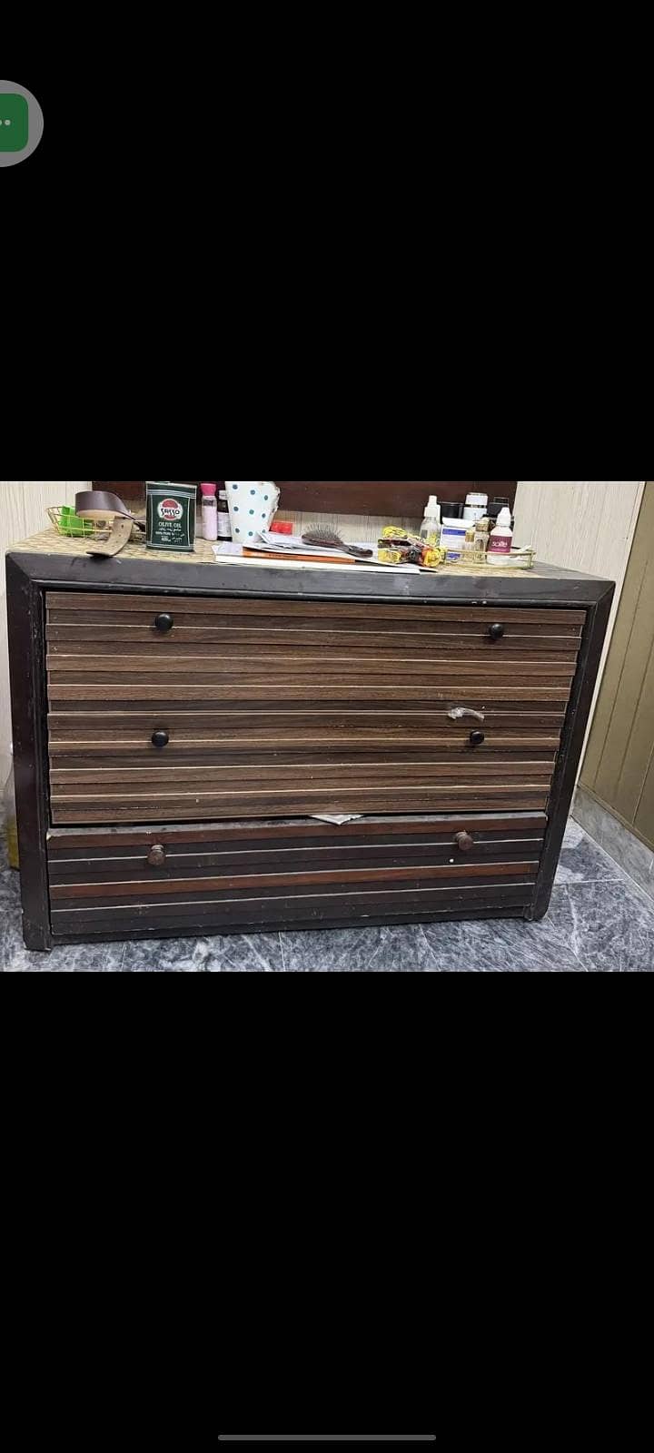 King size bed + dressing+ side table available 0