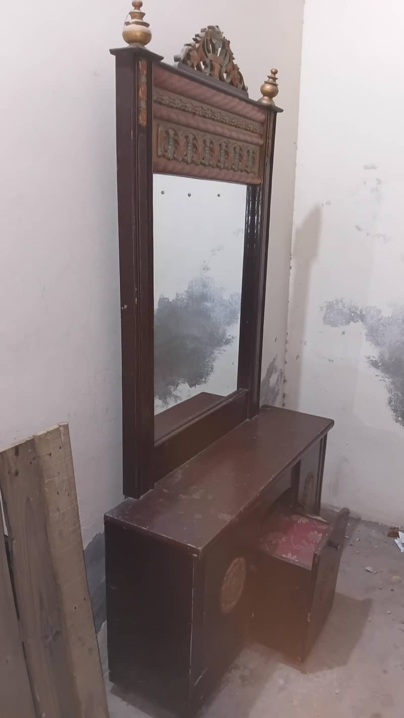 Dressing Table 2