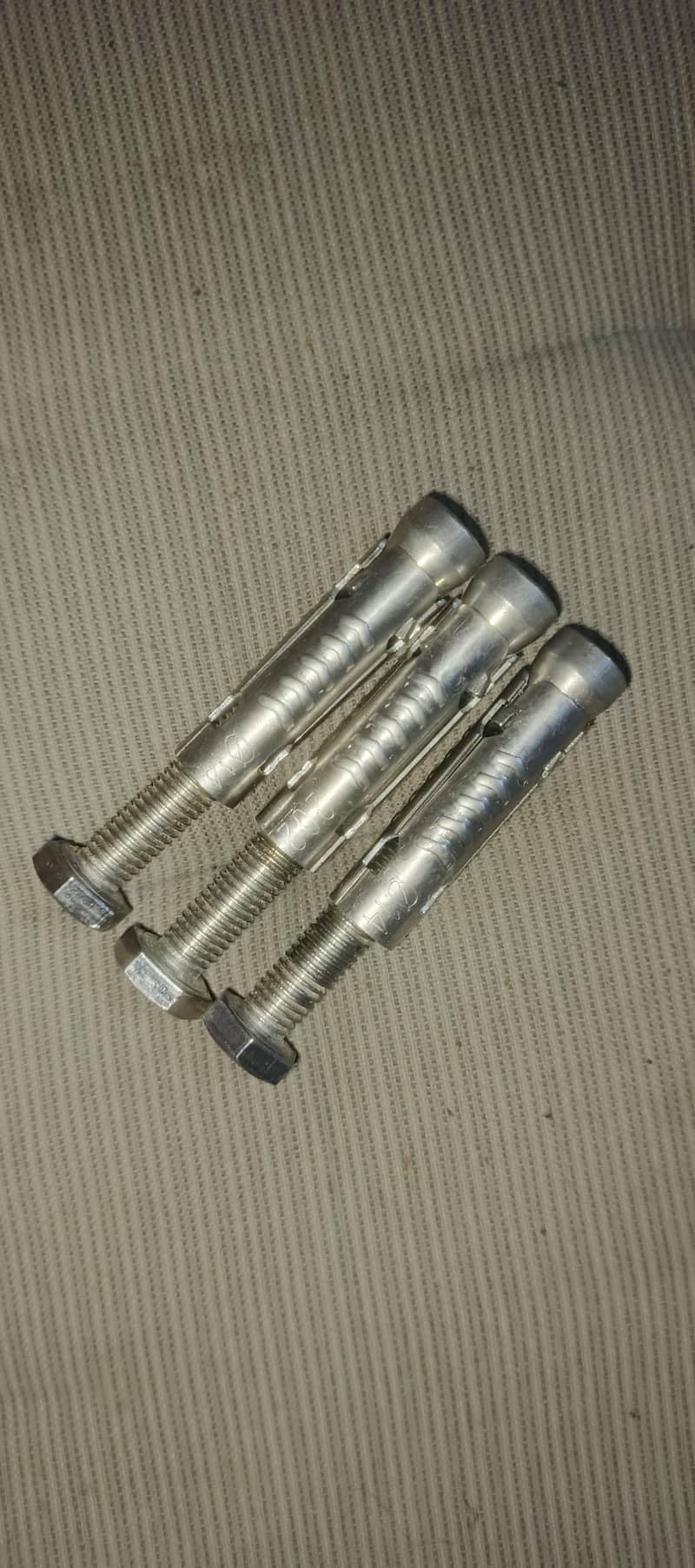 expansion anchor bolts 3