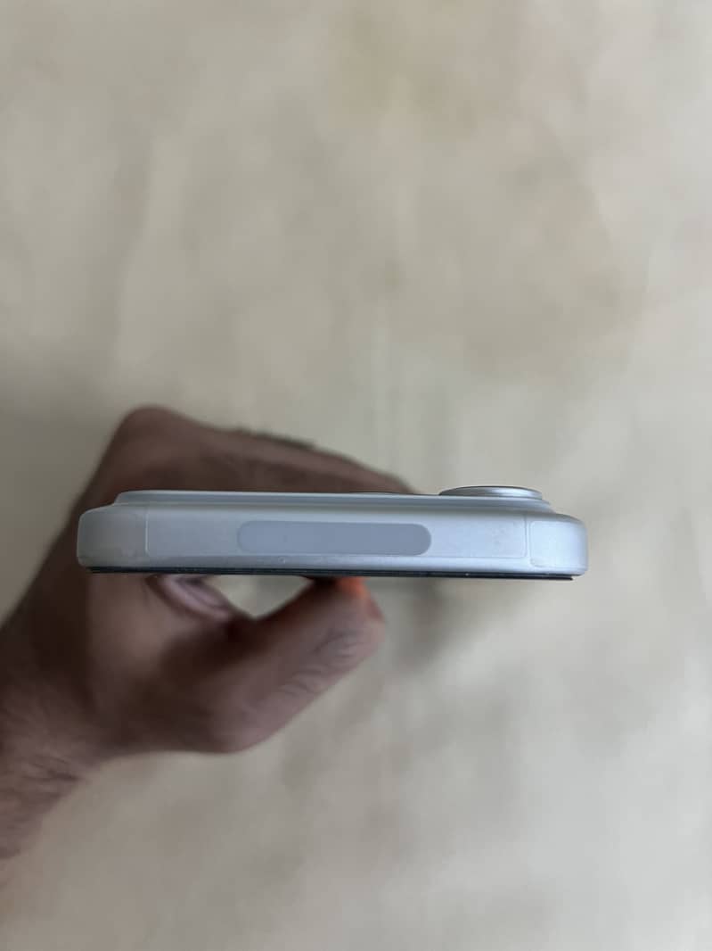 Apple iPhone 17 Pro Max 7