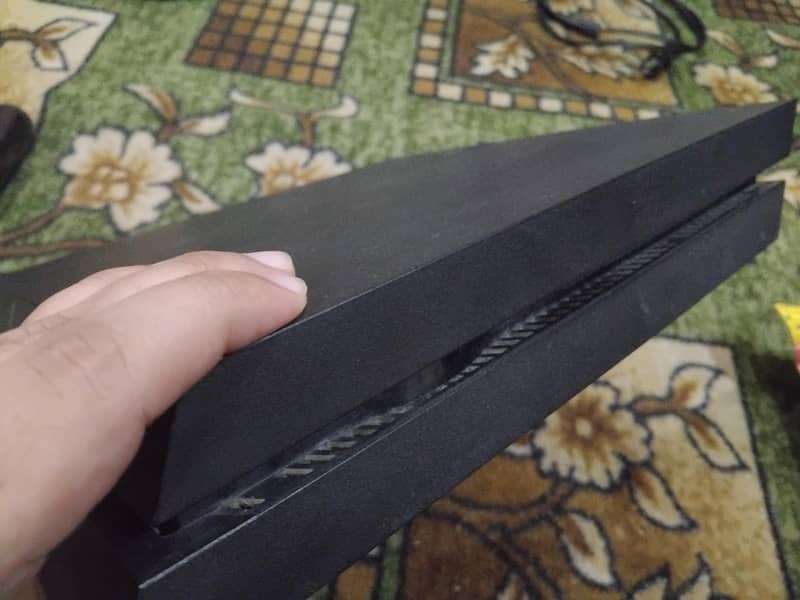 PlayStation 4 2