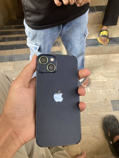 Apple iPhone 13