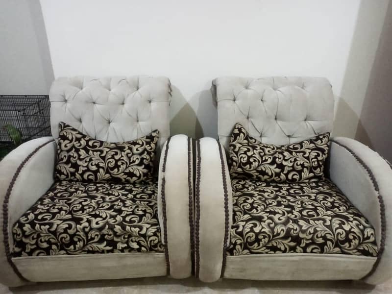 5 seater Sofa set 1