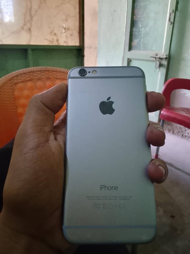 Apple iPhone 6 2