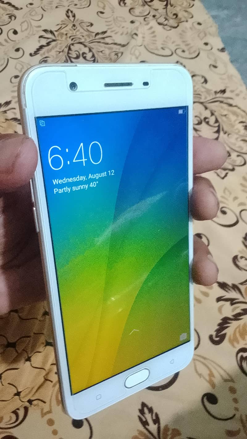 OPPO A57 1
