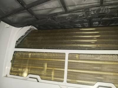 1 ton Haier Ac DC inverter