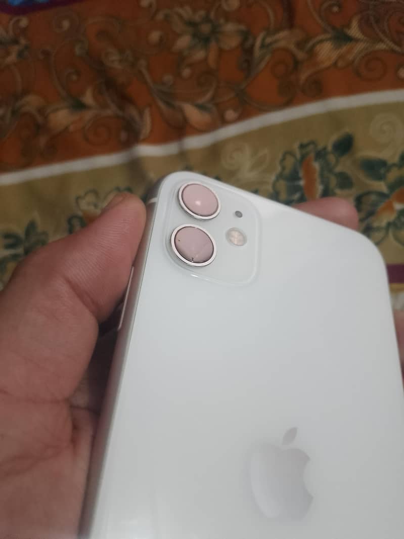 Apple iPhone 11 2