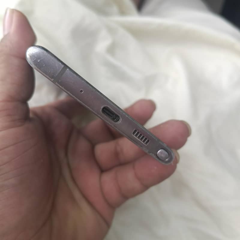 Samsung Mobile Note 10 Plus 5