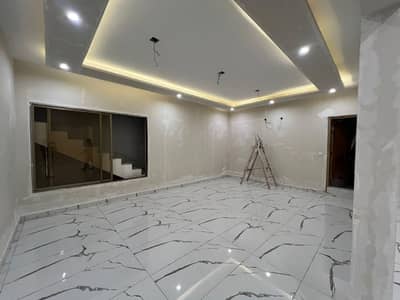 Prime Location House In Shaheed Millat Road Sized 225 Square Yards Is Available
