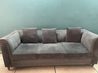 5 Seater Sofa Set - Good Condition - Used