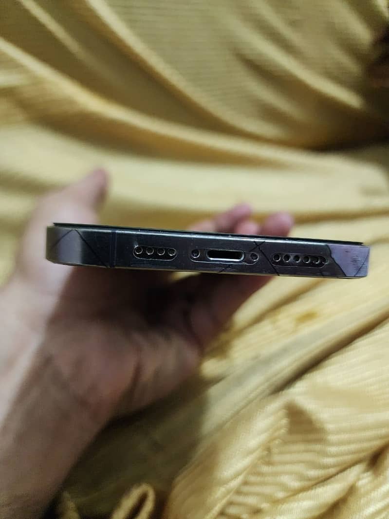 Apple iPhone 14 Pro Max 7