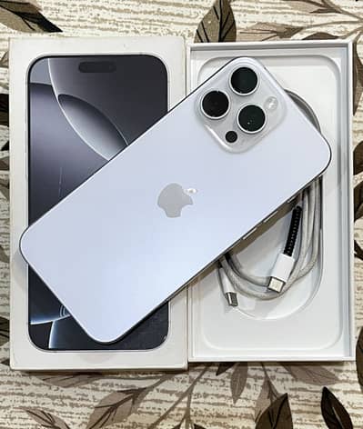 Apple iPhone 16 Pro Max - White