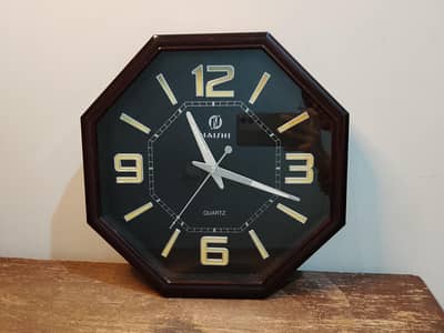 Haishi Wall Clock