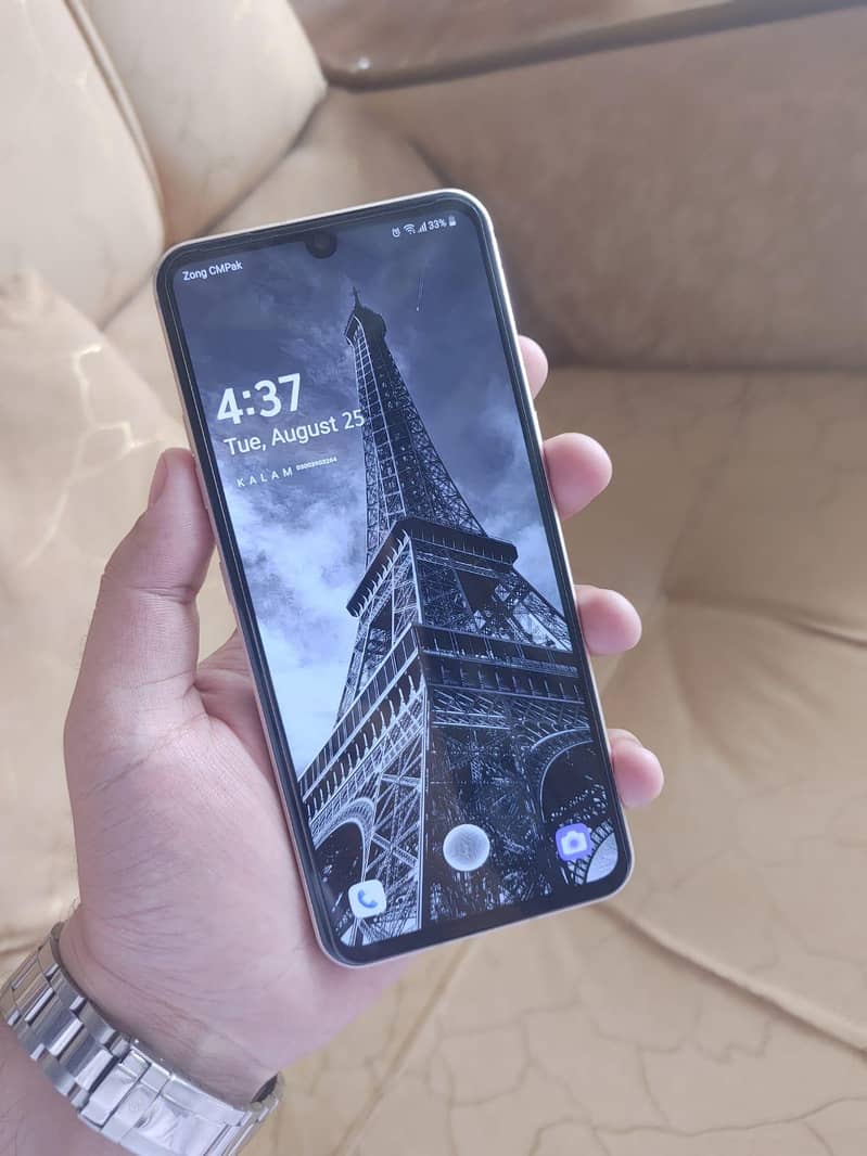 LG V60 ThinQ 5G 1