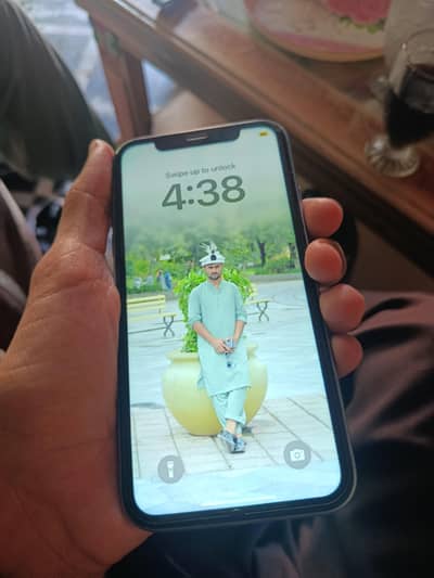 Apple iPhone XR