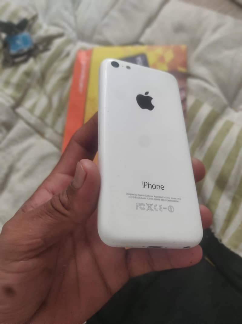 Apple iPhone 5s 4