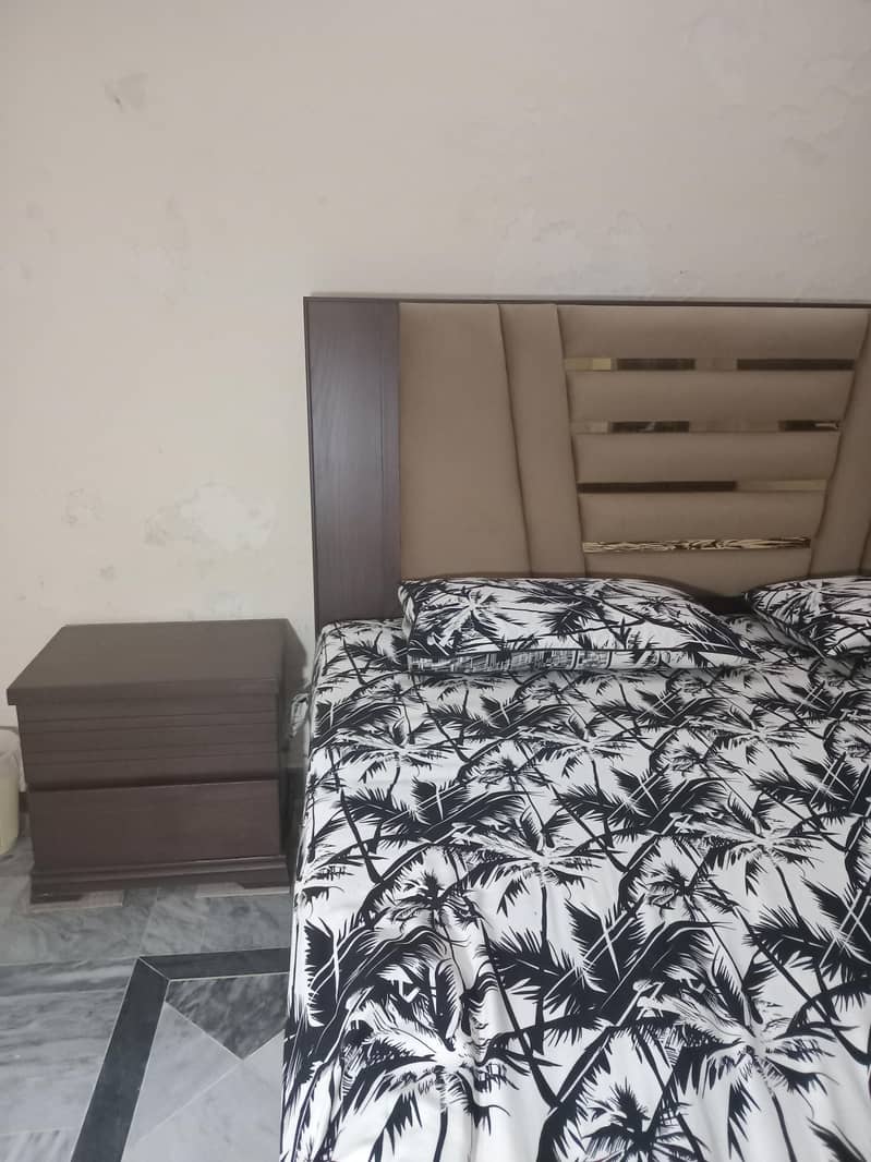 king bed 3