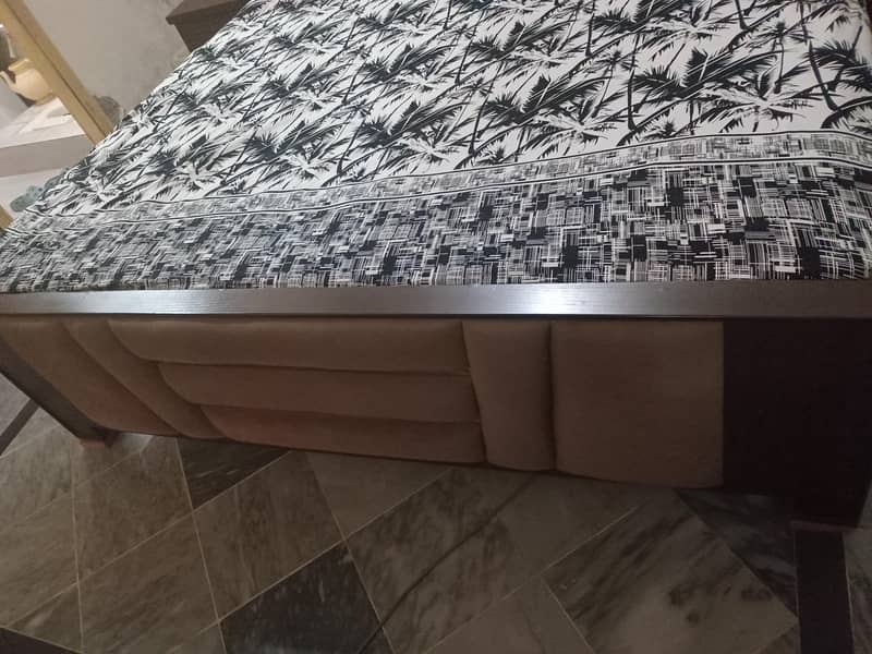 king bed 8