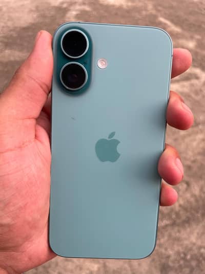 Apple iPhone 16