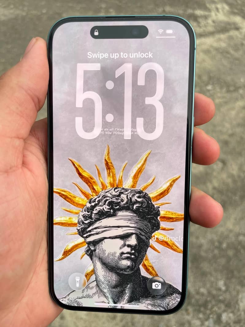 Apple iPhone 16 1