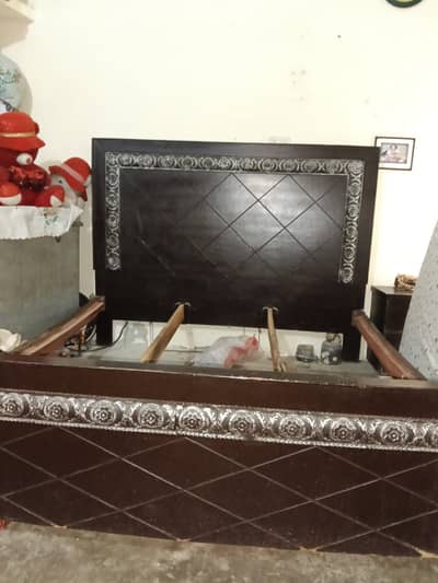 Complete Wooden King Size Bed Set with 2 Side Tables & Dressing Table