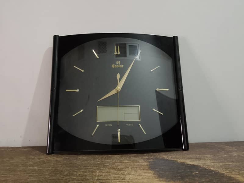 Square Wall Clock 0