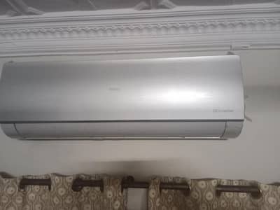 Haier 1.5 Ton Pearl DC Inverter AC-Good Condition