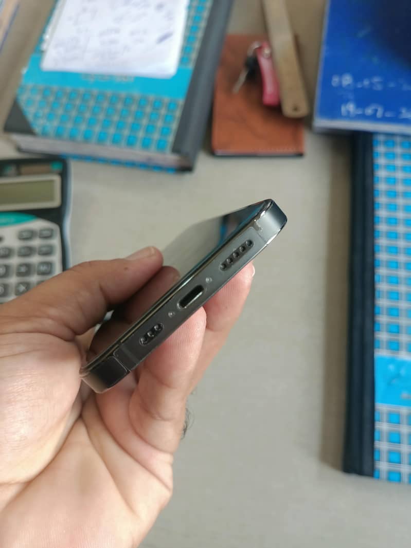 Apple iPhone 13 Pro 5