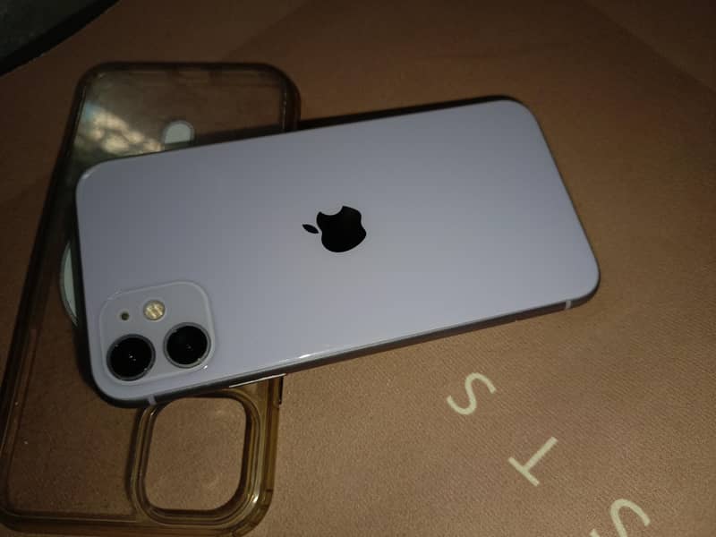 Apple iPhone 11 3