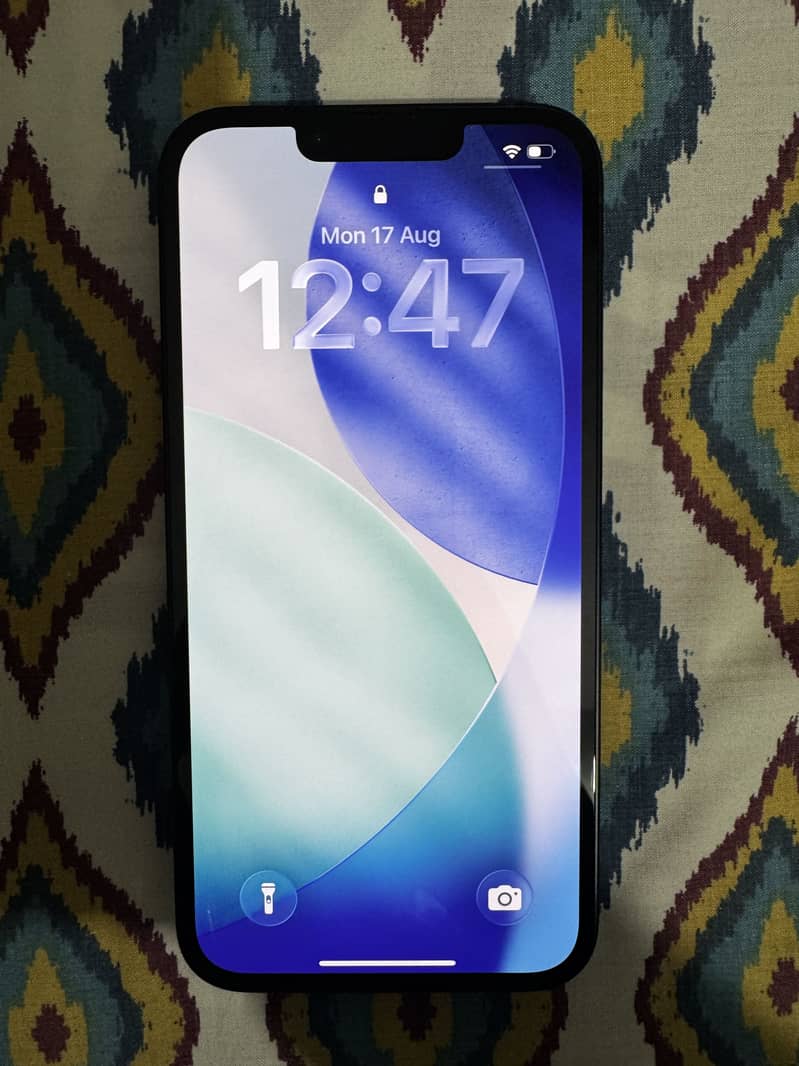 Iphone 16e 3