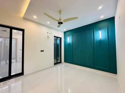 5 Marla Beautiful Lower Portion For Rent in Parkview City Lahore