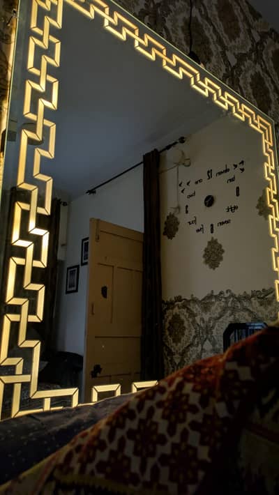 AlFatah Mirror/Interior