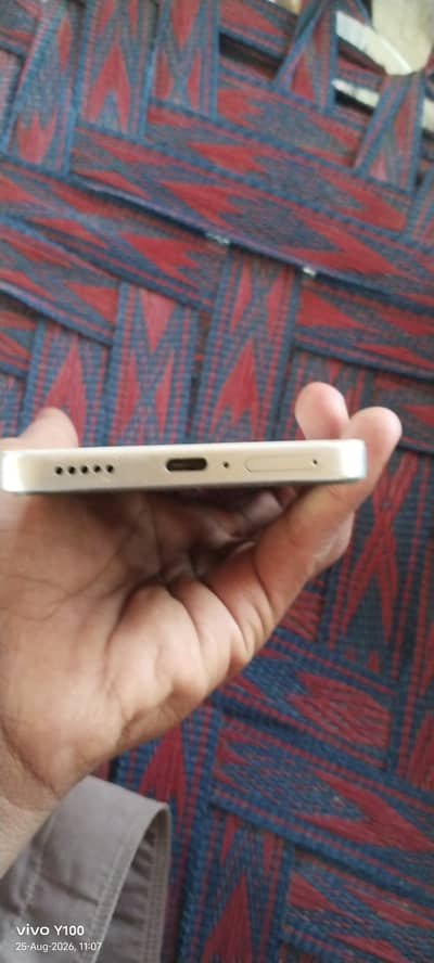 Vivo Y400