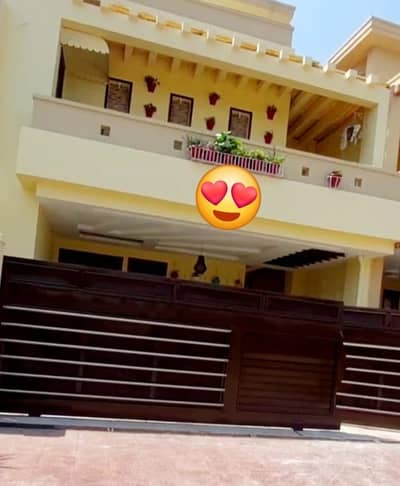 10 Marla House With Basement Available For Sale In Bahria Enclave Islamabad.