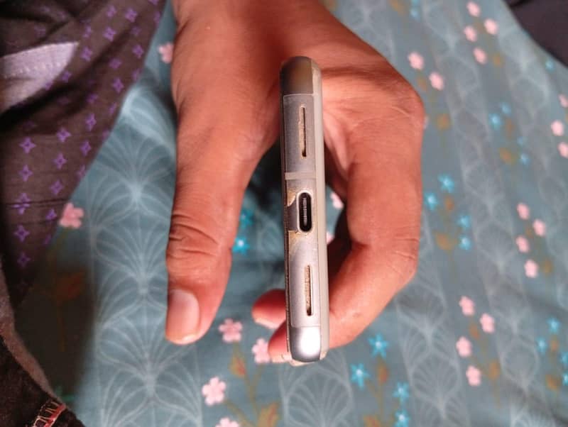 Google Pixel 8 1