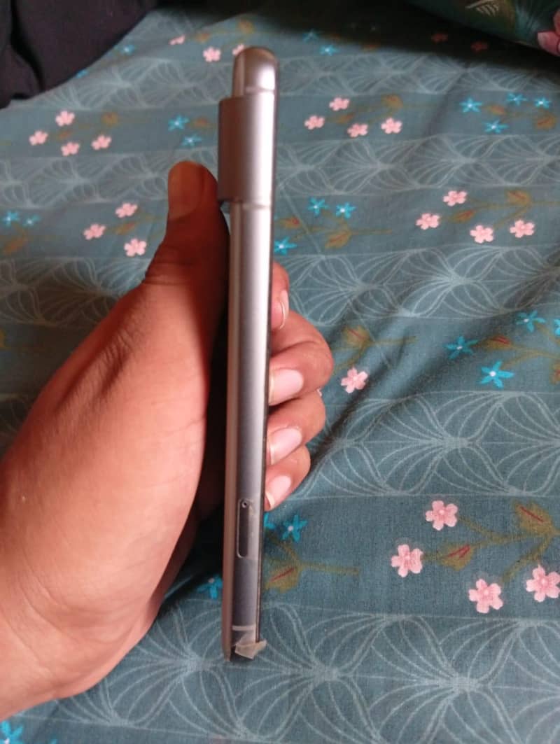 Google Pixel 8 3