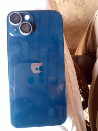 Apple iPhone 13