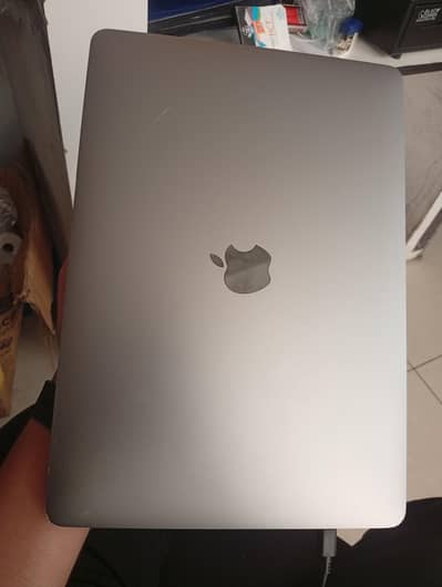 Mac book pro 2018 model