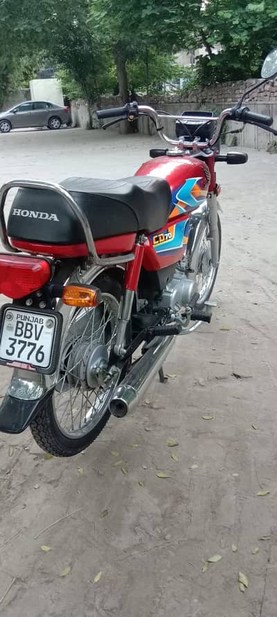 Honda CD 70 2025