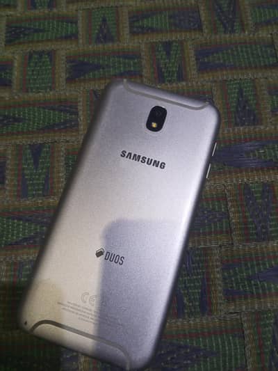 Samsung Mobile J7