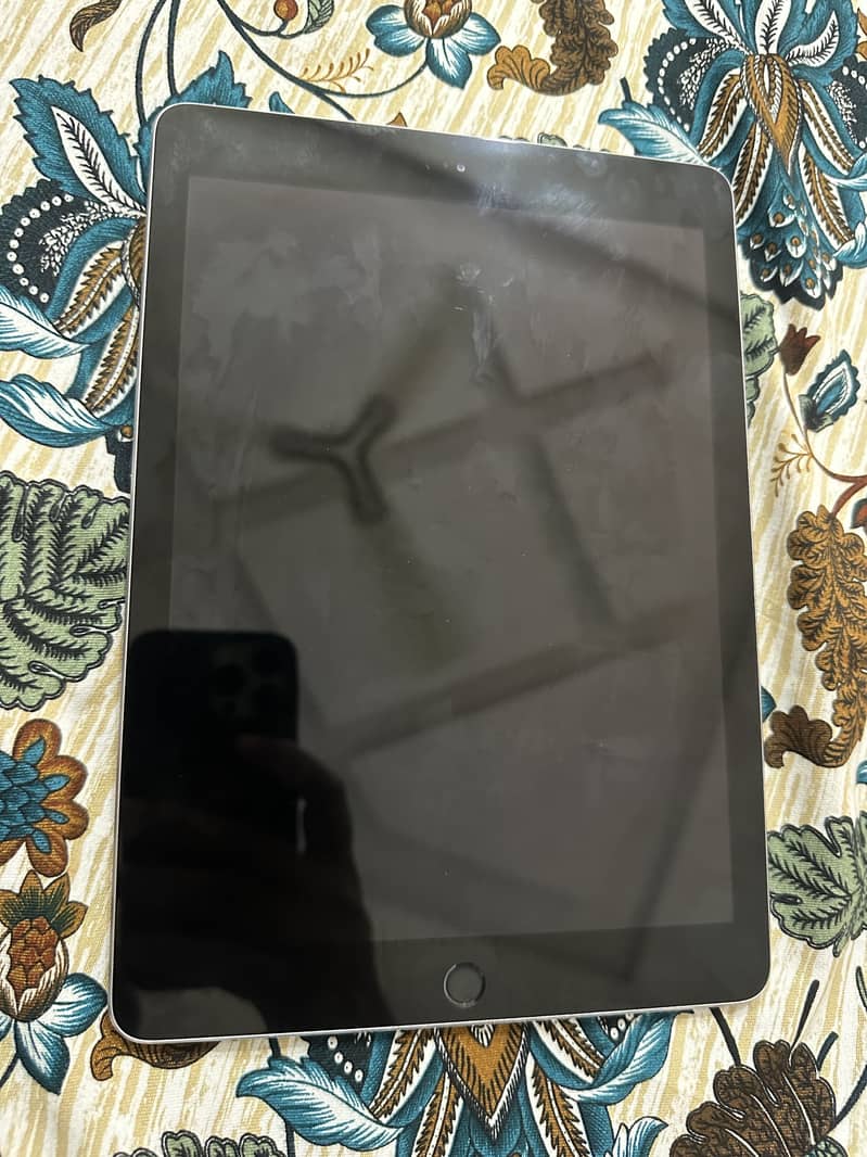 Ipad 6th generation 1