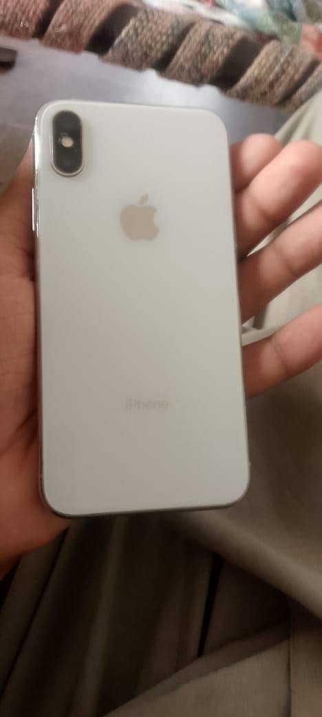 Apple iPhone X 3