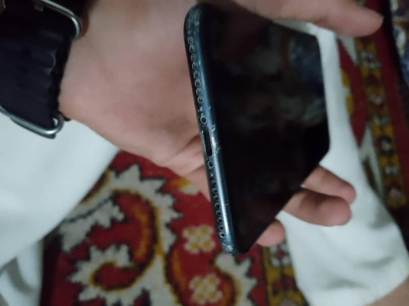 Apple iPhone 7 Plus 1