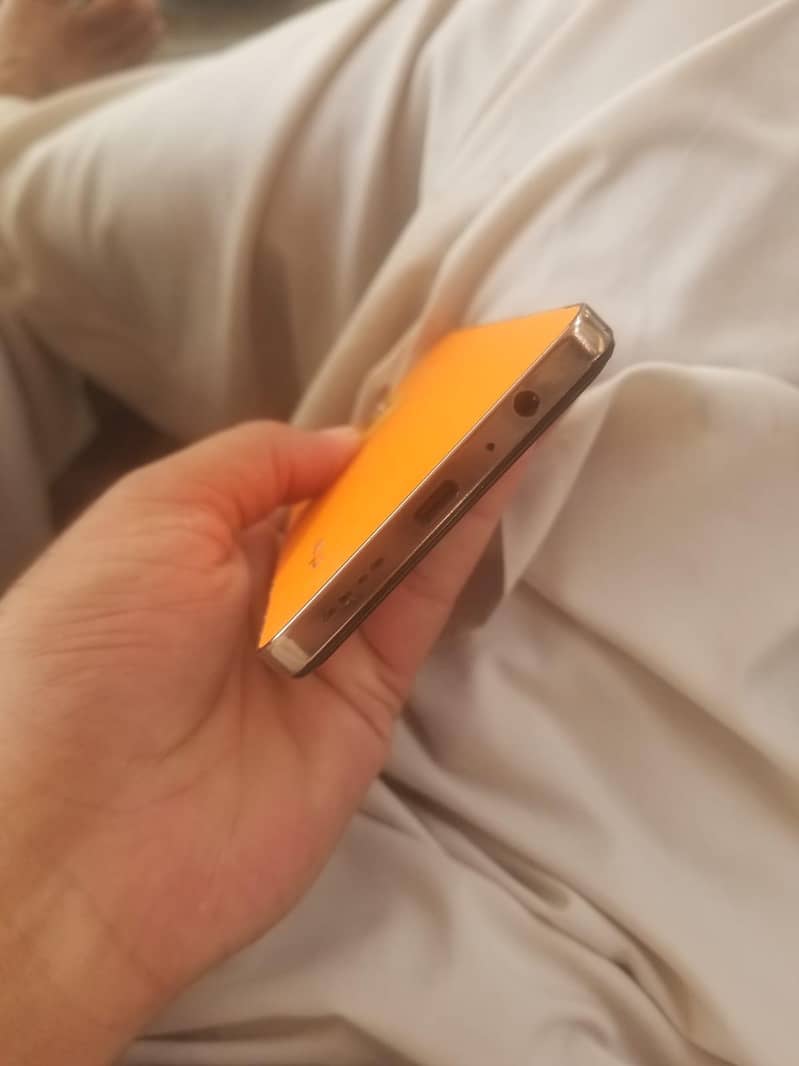 Infinix Note 30 5