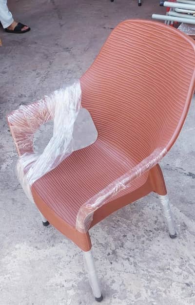 plastic chiar and table wholesale price