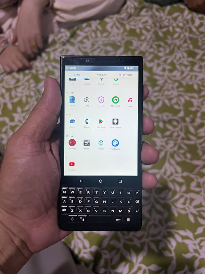 BlackBerry KEY2 7