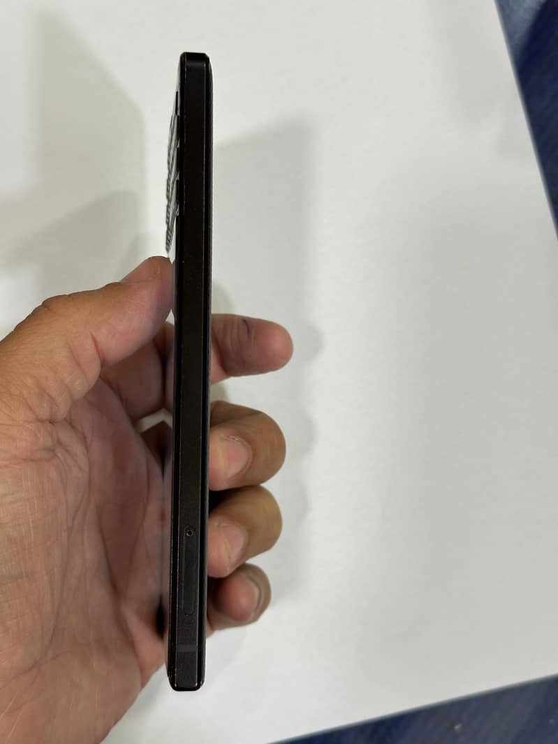 BlackBerry KEY2 11